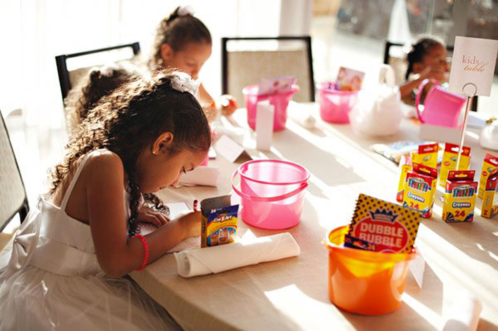 Baby sitter animazione e assistenza bambini ai matrimoni