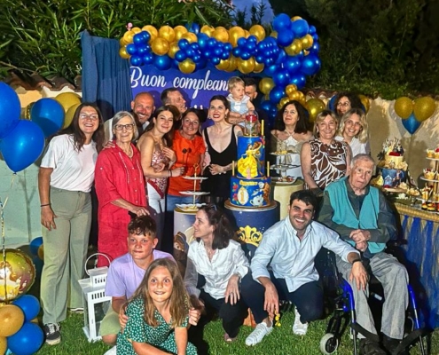 Festa a tema Bella e la Bestia - foto di gruppo